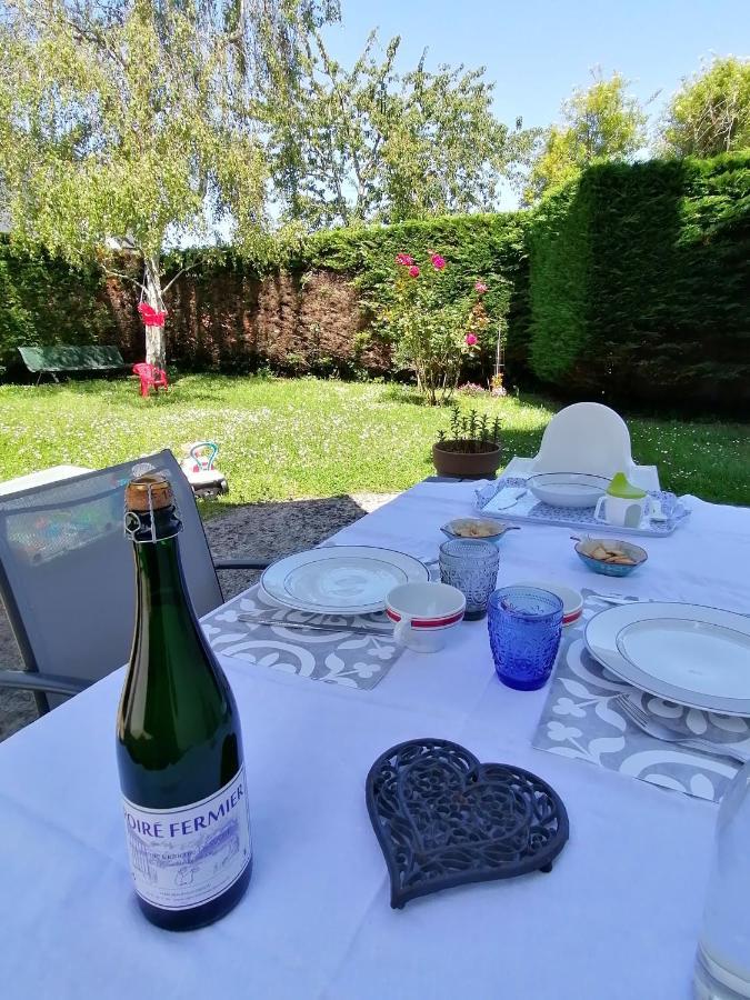 Апартаменты A La "Georgette" Et Son Jardin Avec Parking Вилле-сюр-Мер Экстерьер фото